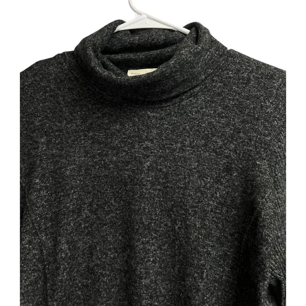Saturday Sunday Anthropologie Turtleneck Grayish Black Stretchy Medium - Picture 2 of 9
